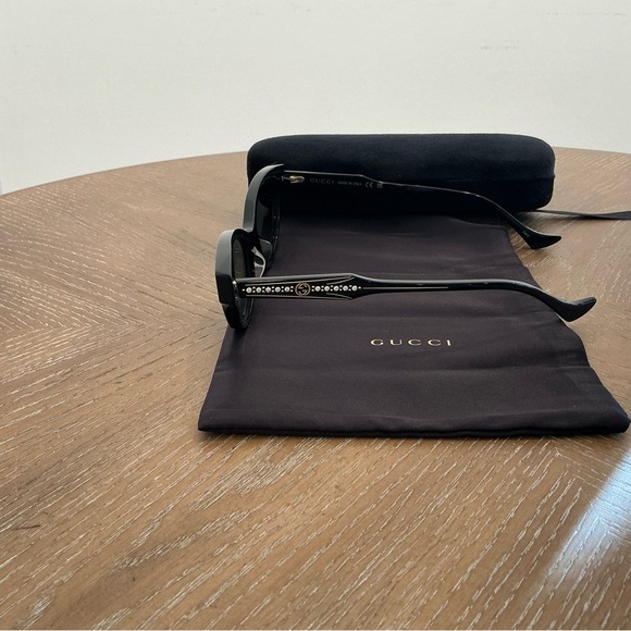 Gucci
Women's GG1298S Sunglasses - Picture 4 of 7